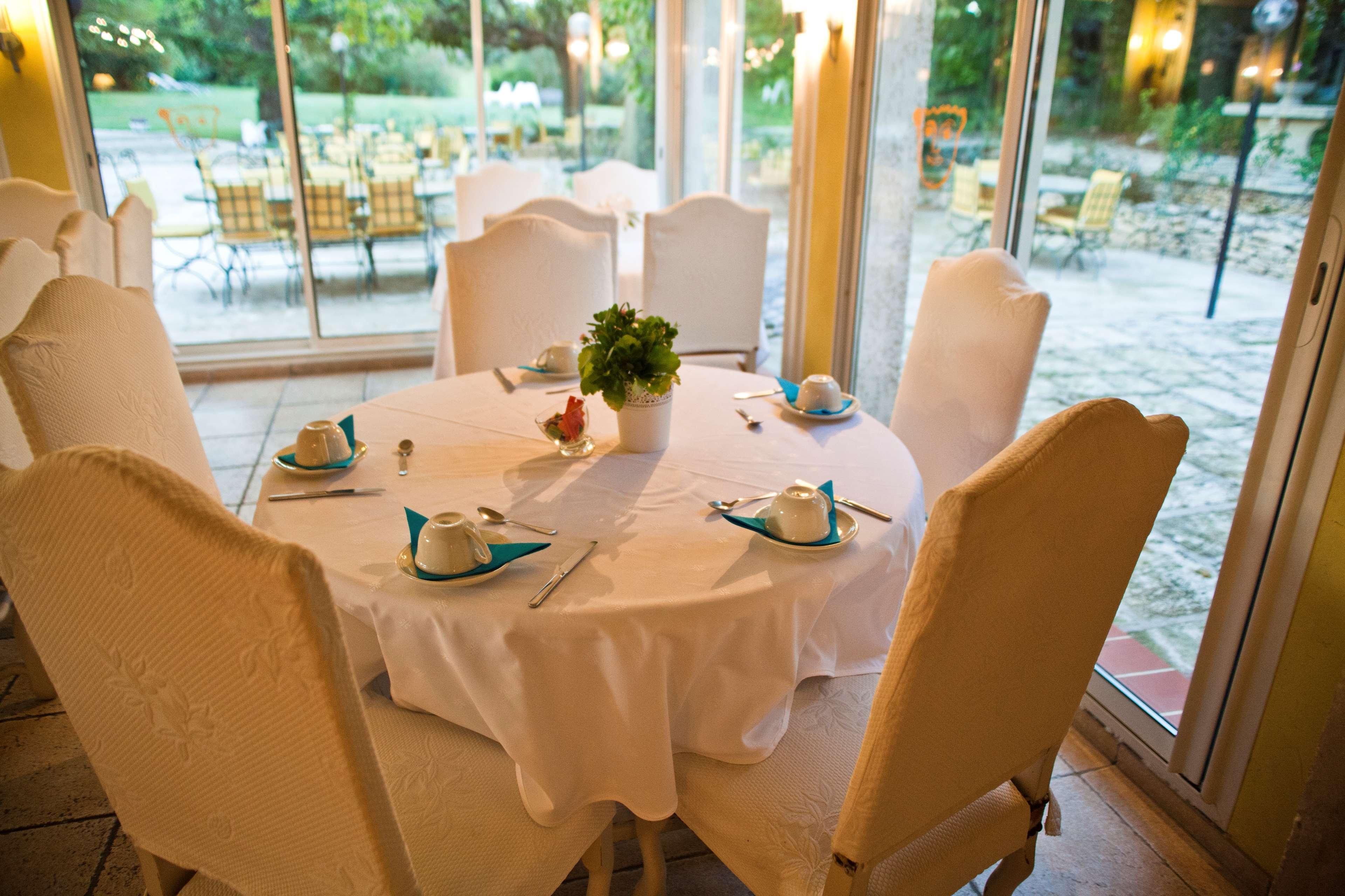 Best Western Le Val Majour Fontvieille Eksteriør billede