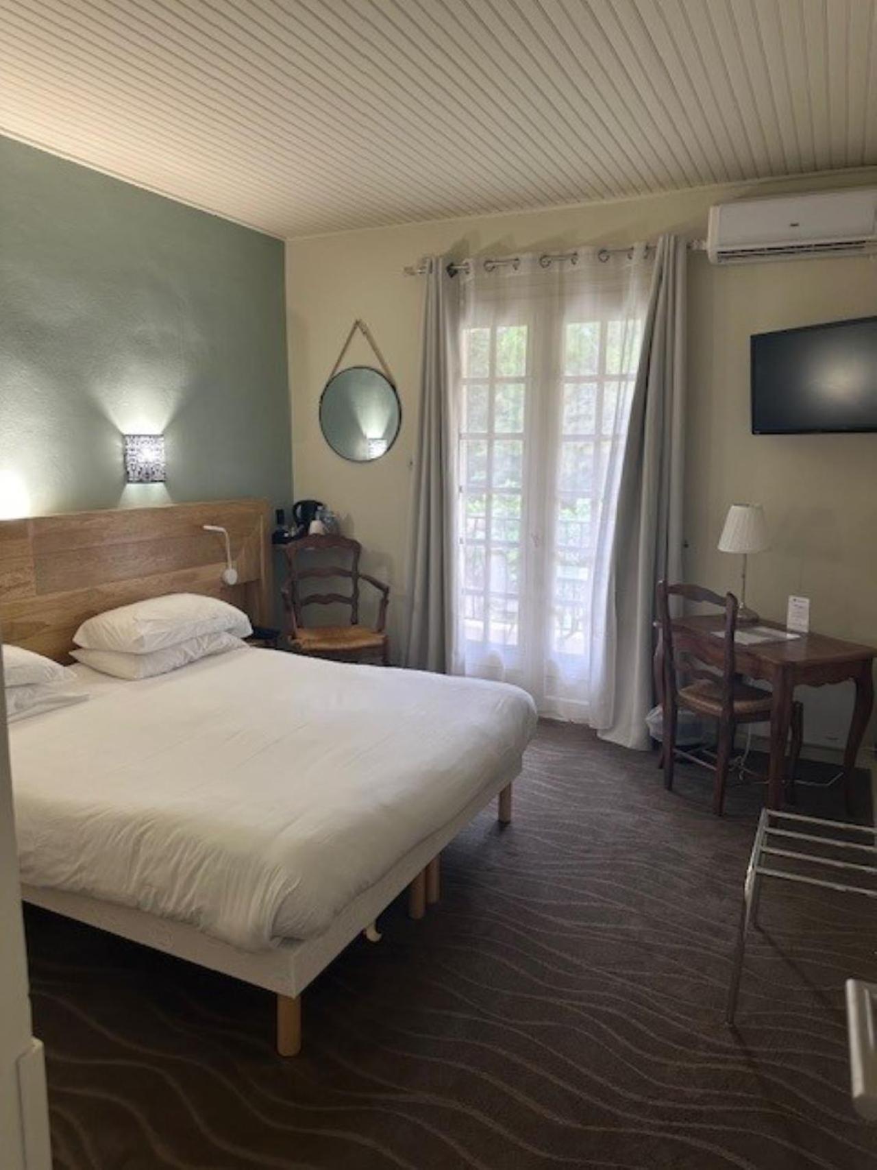 Best Western Le Val Majour Fontvieille Eksteriør billede