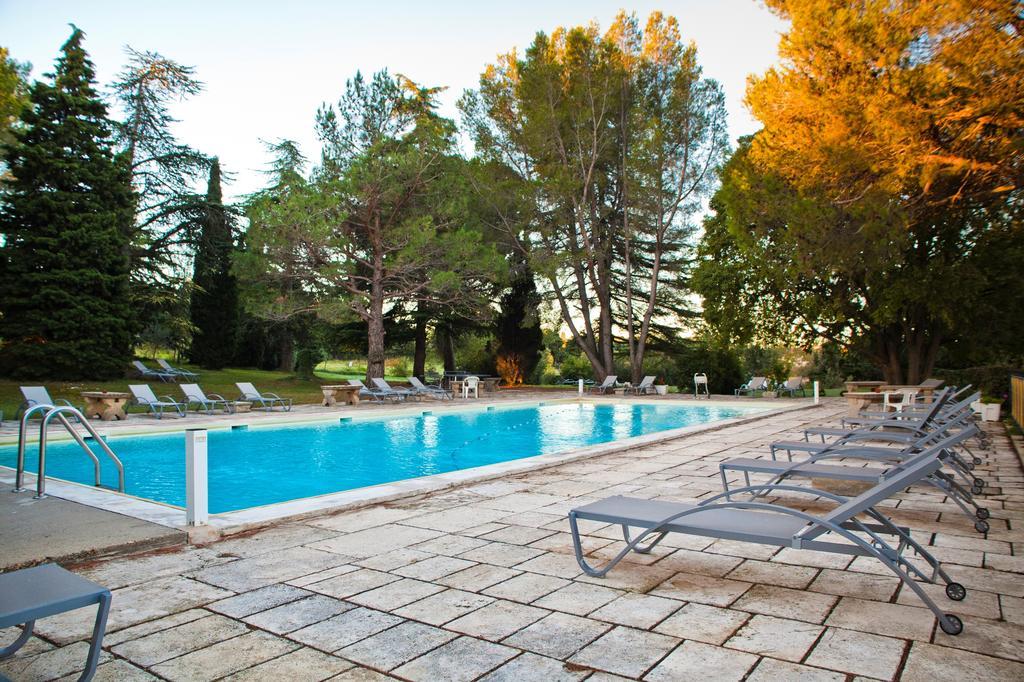 Best Western Le Val Majour Fontvieille Eksteriør billede